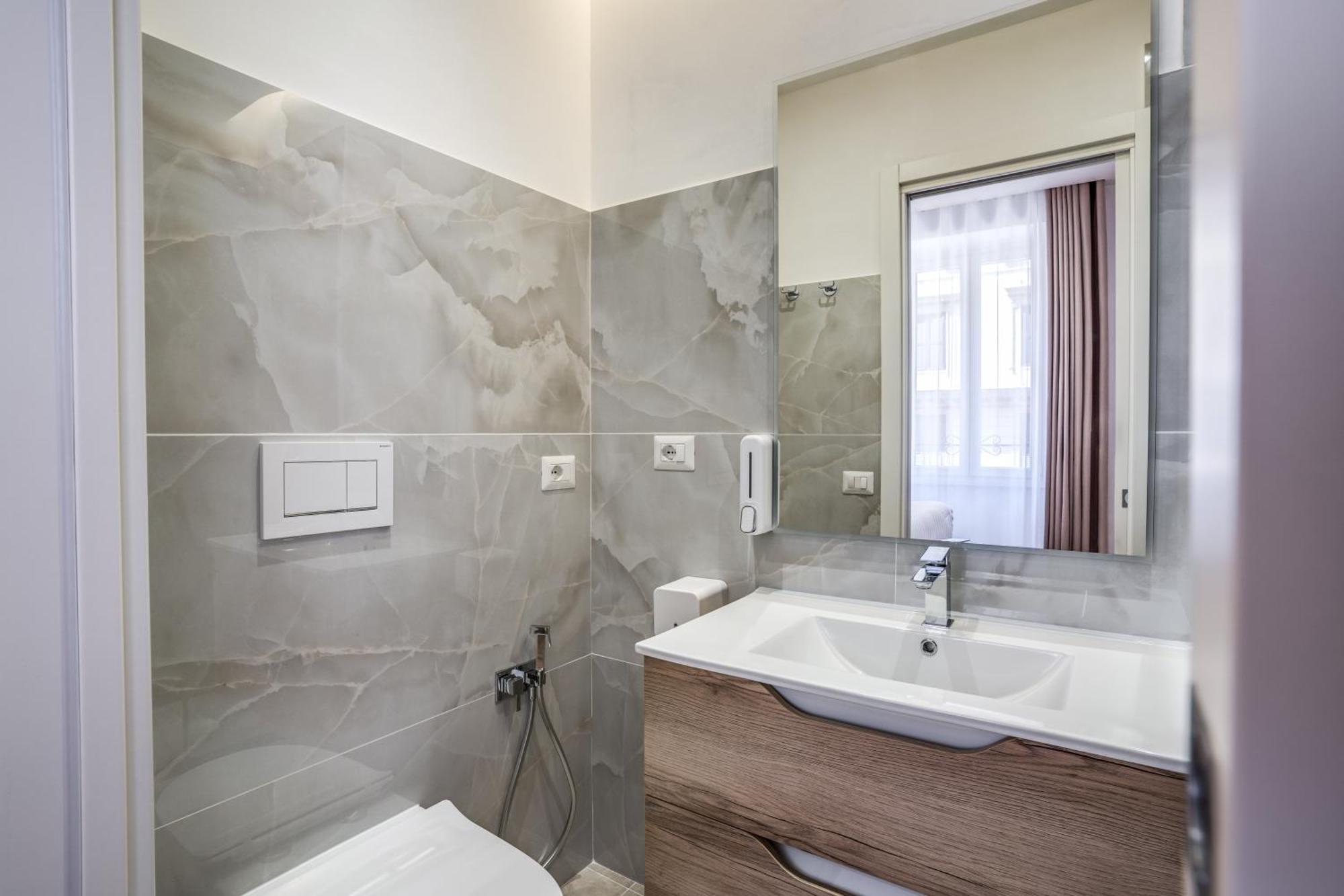 Apartment Vatican Eagle *
